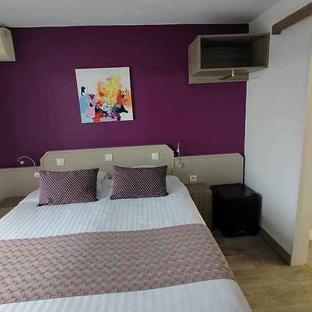 Logis Hotel Les Bleuets Royan Ngoại thất bức ảnh
